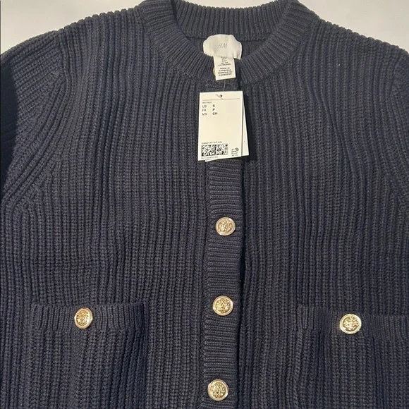 H&M Black Short Knit Cardigan - Picture 3 of 9